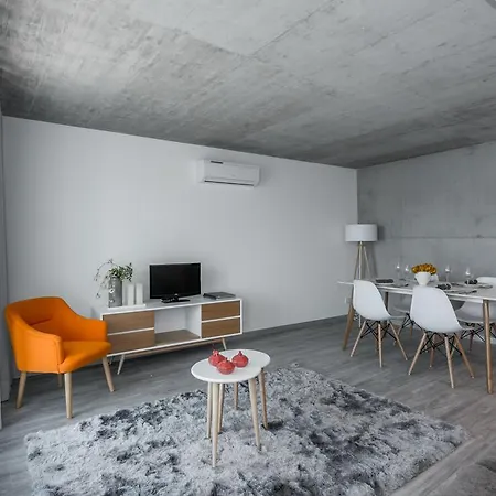 Innapartments - Sao Goncalinho Апартаменты Авейру